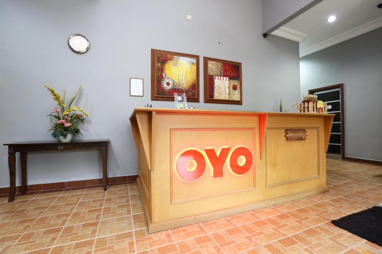 Oyo 89523 Villa Sri Mayang Kuala Terengganu Exterior foto